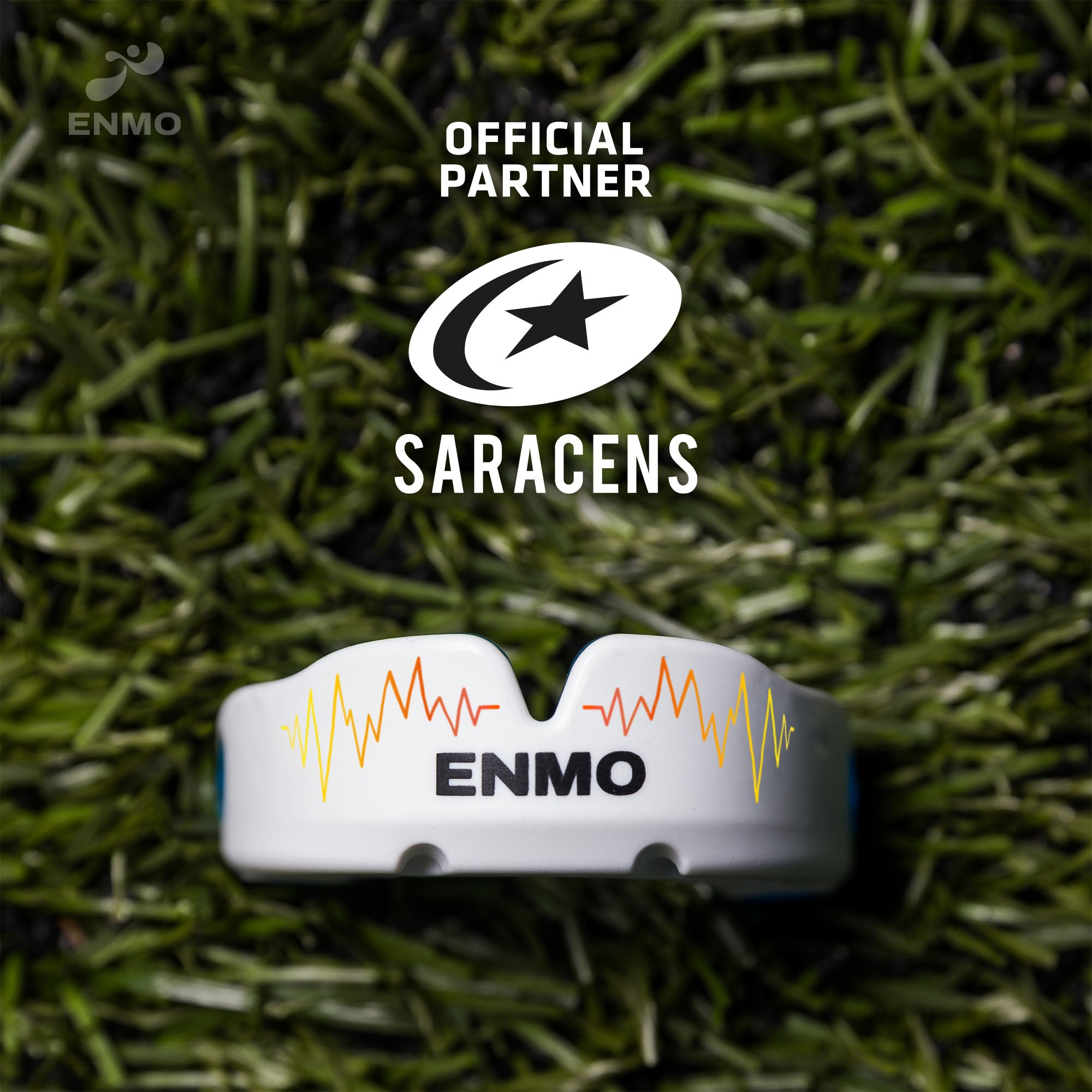 Enmo Maxilla Pro Mouthguard - Adult, Radio White/Orange